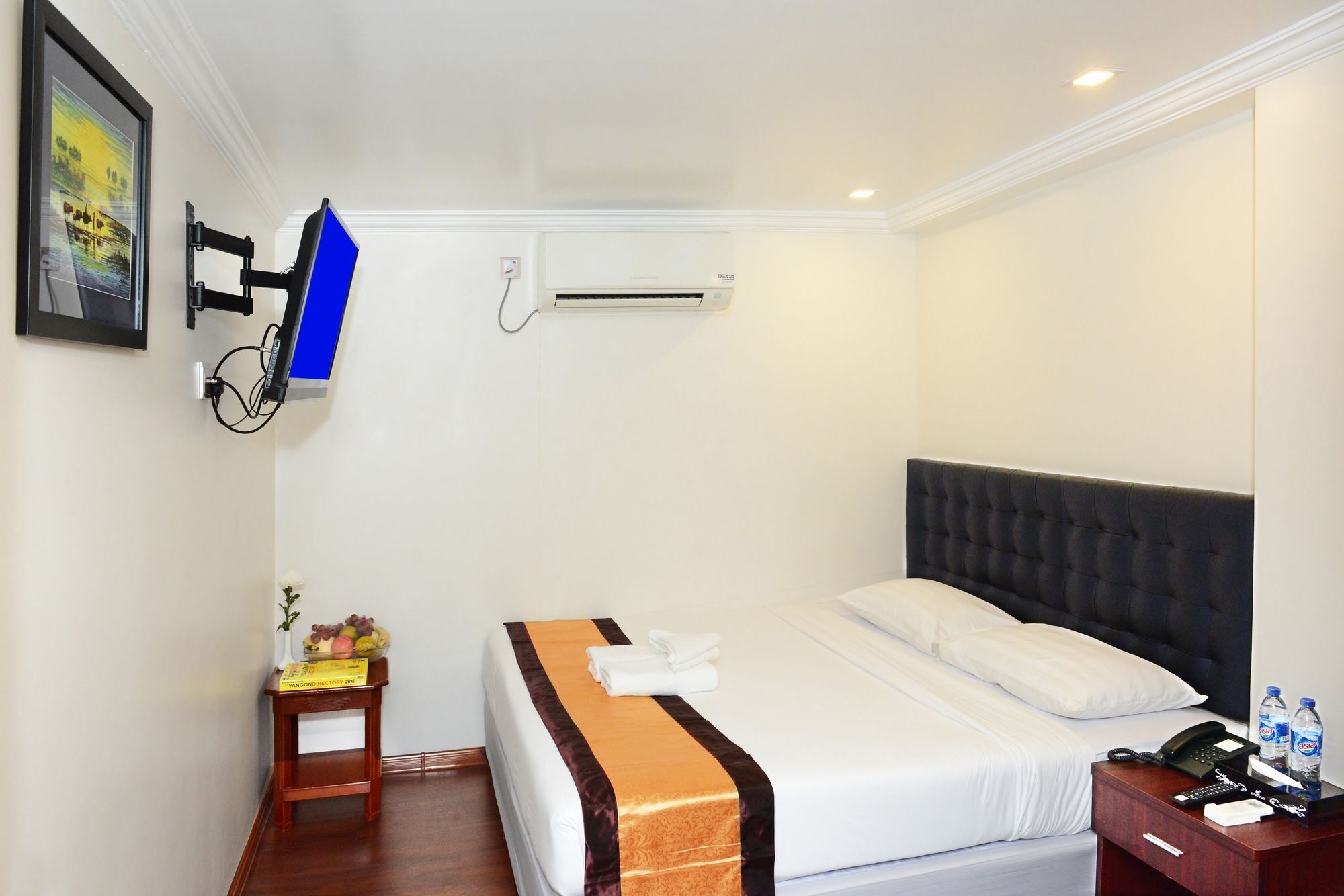 Hotel Bond Yangon Extérieur photo