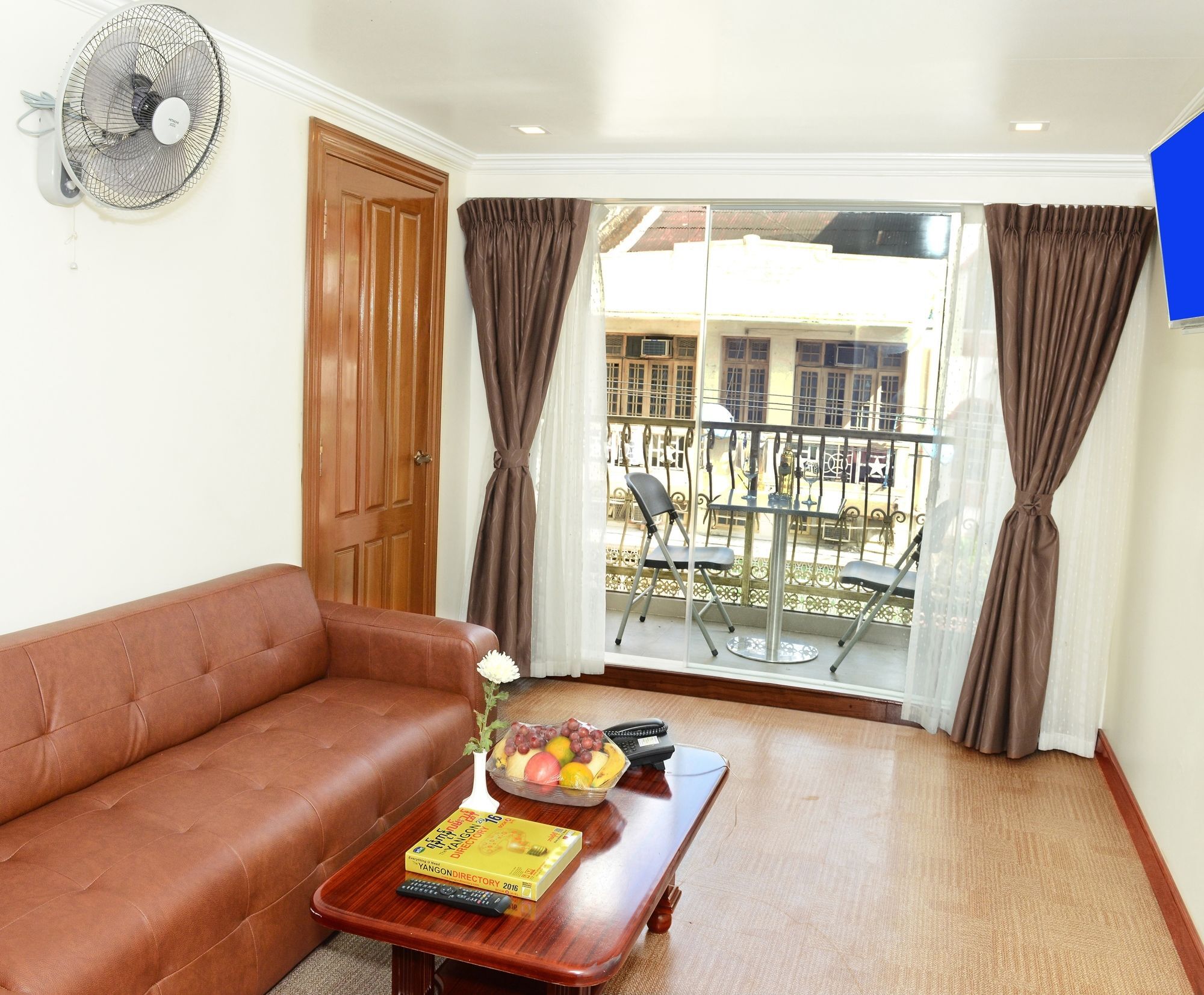 Hotel Bond Yangon Extérieur photo