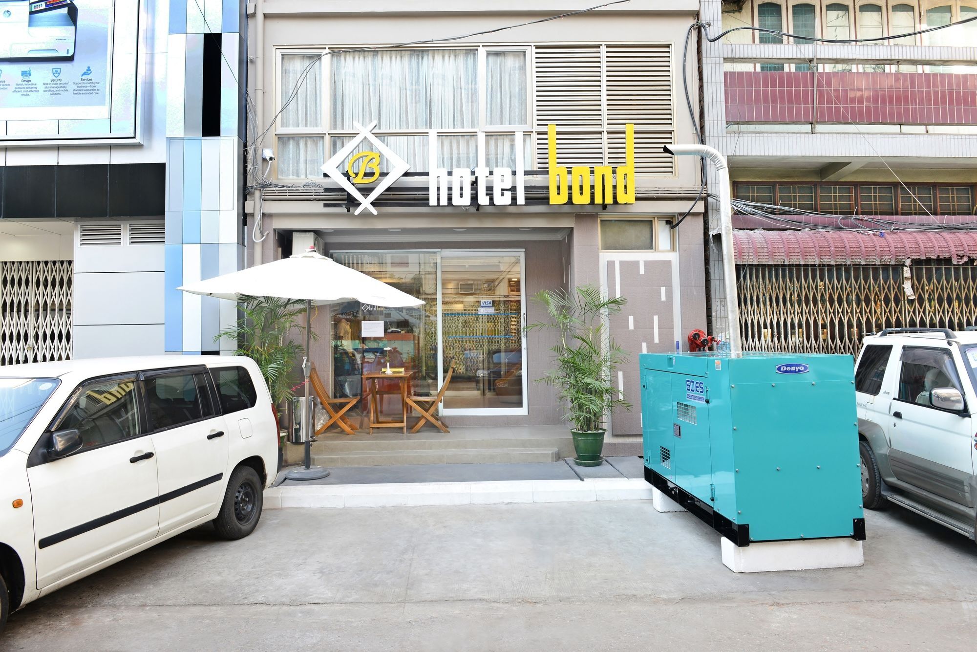 Hotel Bond Yangon Extérieur photo